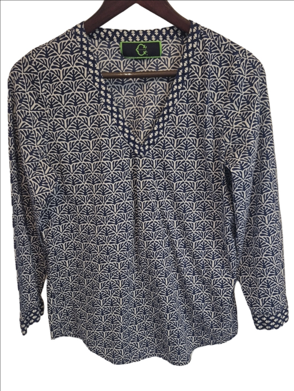 C. Wonder Navy and White Patterned Lightweight V-Neck Cotton Tunic Size Small